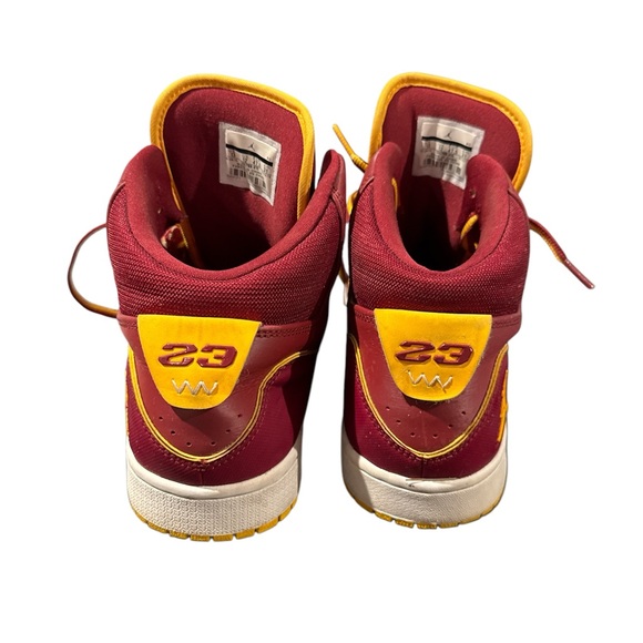 Jordan shoes - Picture 2 of 3